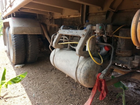 ขายร็อกกี้ดั้ม2เพลา เครื่อง210แรง พาวเวอร์ จิ๊ฟฟี่ เอกสารพร้อมโอน สนใจโทร 090-8588220คุณนะ 093-3258446คุณบิว หรือเข้าดูสินค้าอื่นๆได้ที่ www.truck.in.th/498 หรือเพจFacebook ณรงค์ ซื้อขายรถมือสอง (เว็บไซต์ส่วนตัว) หรือFacebook คุณนะ รถบรรทุก