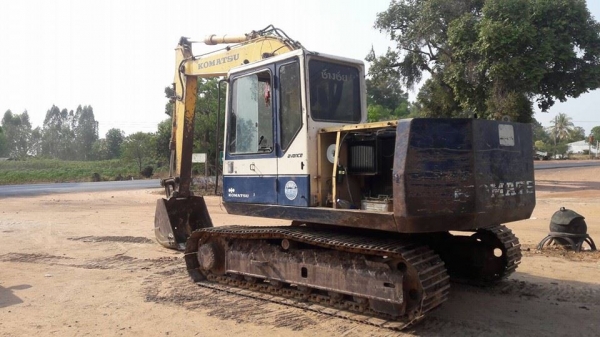 ขายแบคโค PC100-5 รถสวยสภาพดี ไฟฟ้าครบ เอวแน่น ทำงานเร็ว เอกสารใบซื้อขาย สนใจโทร 090-8588220คุณนะ 093-3258446คุณบิว หรือเข้าดูสินค้าอื่นๆได้ที่ www.truck.in.th/498 หรือเพจFacebook ณรงค์ ซื้อขายรถมือสอง (เว็บไซต์ส่วนตัว) หรือFacebook คุณนะ รถบรรทุก