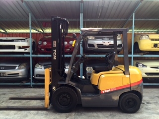 ขายรถโฟลคลิฟท์ ( สภาพเหมือนใหม่ ) TCM FD20T3 , AUTO, ดีเซล ,เสา 3 ท่อน ยกสูง 5.4 เมตร , (รับประกัน 3 เดือน ) รถใช้มาน้อย 2 พันกว่าชั่วโมง รถนอกแท้นำเข้าจากญี่ปุ่น 100\% ขายรถโฟลคลิฟท์ ( สภาพเหมือนใหม่ ) TCM FD20T3 , AUTO, ดีเซล ,เสา 3 ท่อน ยกสูง 5.4 เมตร , (รับประกัน 3 เดือน ) รถใช้มาน้อย 2 พันกว่าชั่วโมง รถนอกแท้นำเข้าจากญี่ปุ่น 100\%