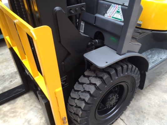 ขายรถโฟลคลิฟท์ ( สภาพเหมือนใหม่ ) TCM FD20T3 , AUTO, ดีเซล ,เสา 3 ท่อน ยกสูง 5.4 เมตร , (รับประกัน 3 เดือน ) รถใช้มาน้อย 2 พันกว่าชั่วโมง รถนอกแท้นำเข้าจากญี่ปุ่น 100\% ขายรถโฟลคลิฟท์ ( สภาพเหมือนใหม่ ) TCM FD20T3 , AUTO, ดีเซล ,เสา 3 ท่อน ยกสูง 5.4 เมตร , (รับประกัน 3 เดือน ) รถใช้มาน้อย 2 พันกว่าชั่วโมง รถนอกแท้นำเข้าจากญี่ปุ่น 100\%