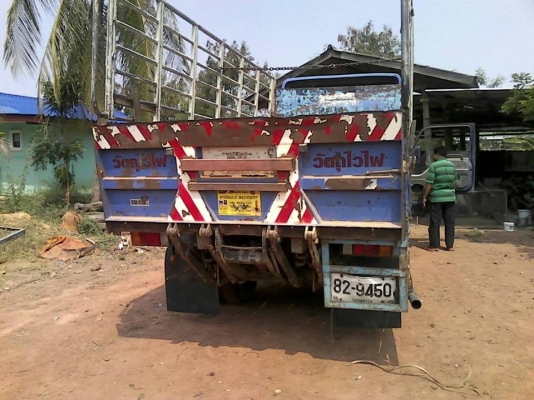 ขายรถ6ล้อ 120แรง ฝาดำ มีลิฟท้าย เอกสารพร้อมโอน สนใจโทร 090-8588220คุณนะ 093-3258446คุณบิว หรือเข้าดูสินค้าอื่นๆได้ที่ www.truck.in.th/498 หรือเพจFacebook ณรงค์ ซื้อขายรถมือสอง (เว็บไซต์ส่วนตัว) หรือFacebook คุณนะ รถบรรทุก