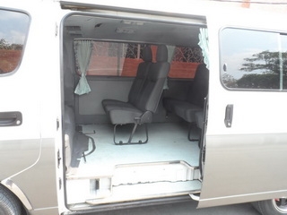 NISSAN URVAN 3.0 MT ปี 2002 รถสวยพร้อมใช้ จัดไฟแนนซ์ T.086-527-9533