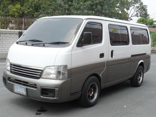 NISSAN URVAN 3.0 MT ปี 2002 รถสวยพร้อมใช้ จัดไฟแนนซ์ T.086-527-9533