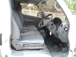 NISSAN URVAN 3.0 MT ปี 2002 รถสวยพร้อมใช้ จัดไฟแนนซ์ T.086-527-9533