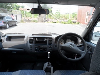 NISSAN URVAN 3.0 MT ปี 2002 รถสวยพร้อมใช้ จัดไฟแนนซ์ T.086-527-9533