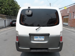 NISSAN URVAN 3.0 MT ปี 2002 รถสวยพร้อมใช้ จัดไฟแนนซ์ T.086-527-9533