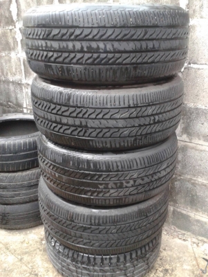 ยาง มีชลีน 235/50R18ปี13 สวยๆ 4 เส้น ราคา 3500 บาท