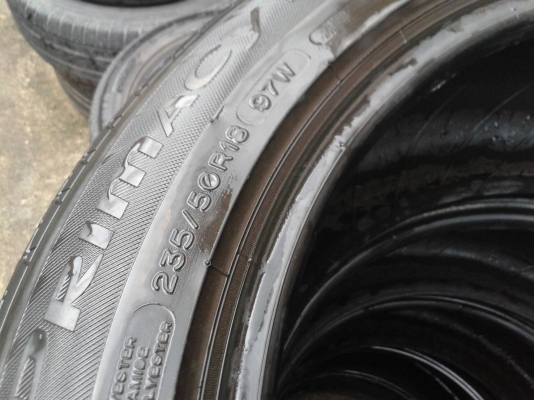 ยาง มีชลีน 235/50R18ปี13 สวยๆ 4 เส้น ราคา 3500 บาท ยาง มีชลีน 235/50R18ปี13 สวยๆ 4 เส้น ราคา 3500 บาท