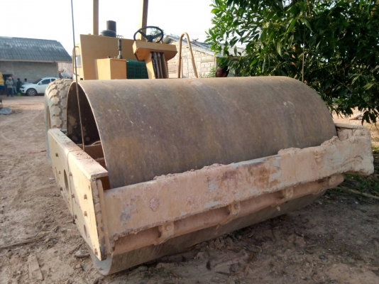 ขายรถบด CAT CS563 2 เพลา เอกสารเล่มทะเบียน ราคา 750000