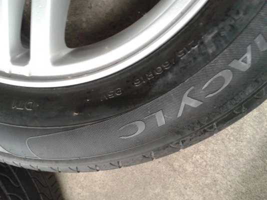 ขอบ16นิ้ว6รู อีสุ บลูเพาเวอร์ พร้อมยาง สวยๆ 4 ล้อ ลดราคาเหลือ 6500 บาท