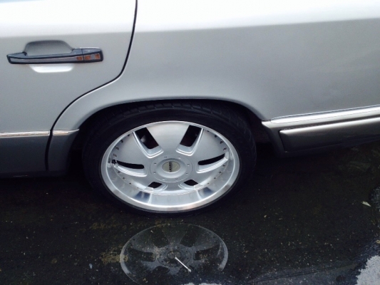 ขายเบนซ์ปี 95 รุ่น E220 W-124 โค๊ด C แล้ว รถสวยๆ รถทำมาจบๆ รถสวยแอร์หนาวๆ แม็กซ์18 นิ้ว สุดประหยัด 158,000 บาท เครื่อง UZ 4000 CC ขับมันมาก ติดต่อคุณเอ๋ 092-6356419 ขายเบนซ์ปี 95 รุ่น E220 W-124 โค๊ด C แล้ว รถสวยๆ รถทำมาจบๆ รถสวยแอร์หนาวๆ แม็กซ์18 นิ้ว สุดประหยัด 158,000 บาท เครื่อง UZ 4000 CC ขับมันมาก ติดต่อคุณเอ๋ 092-6356419