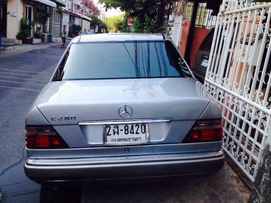 ขายเบนซ์ปี 95 รุ่น E220 W-124 โค๊ด C แล้ว รถสวยๆ รถทำมาจบๆ รถสวยแอร์หนาวๆ แม็กซ์18 นิ้ว สุดประหยัด 158,000 บาท เครื่อง UZ 4000 CC ขับมันมาก ติดต่อคุณเอ๋ 092-6356419 ขายเบนซ์ปี 95 รุ่น E220 W-124 โค๊ด C แล้ว รถสวยๆ รถทำมาจบๆ รถสวยแอร์หนาวๆ แม็กซ์18 นิ้ว สุดประหยัด 158,000 บาท เครื่อง UZ 4000 CC ขับมันมาก ติดต่อคุณเอ๋ 092-6356419