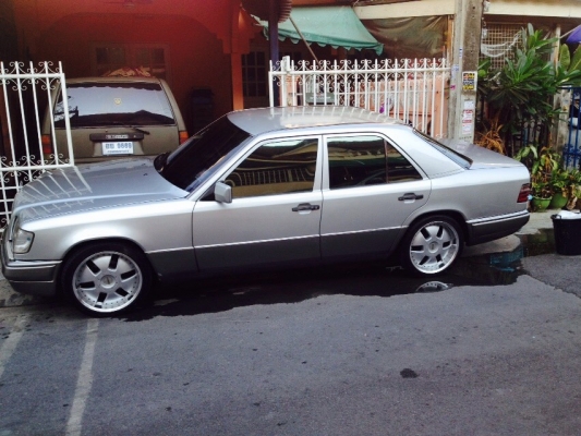 ขายเบนซ์ปี 95 รุ่น E220 W-124 โค๊ด C แล้ว รถสวยๆ รถทำมาจบๆ รถสวยแอร์หนาวๆ แม็กซ์18 นิ้ว สุดประหยัด 158,000 บาท เครื่อง UZ 4000 CC ขับมันมาก ติดต่อคุณเอ๋ 092-6356419 ขายเบนซ์ปี 95 รุ่น E220 W-124 โค๊ด C แล้ว รถสวยๆ รถทำมาจบๆ รถสวยแอร์หนาวๆ แม็กซ์18 นิ้ว สุดประหยัด 158,000 บาท เครื่อง UZ 4000 CC ขับมันมาก ติดต่อคุณเอ๋ 092-6356419