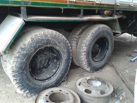 ขายหลง เครื่องโบว์220แรง แม่ลูกดั๊มสองคาน รถบ้านพร้อมใช้