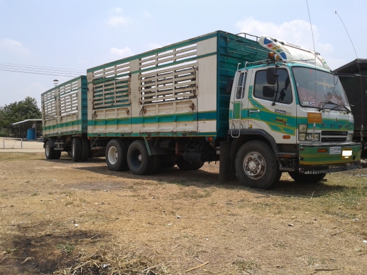 ขายครับหลงตาหวาน M6 260แรง ปี45 แม่ลูกไม่ดั๊ม รถสวยเดิมๆ