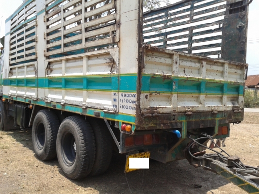 ขายครับหลงตาหวาน M6 260แรง ปี45 แม่ลูกไม่ดั๊ม รถสวยเดิมๆ