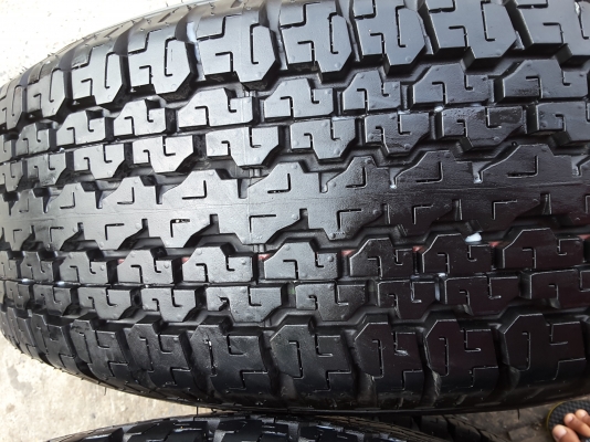 ล้อ isuzu blue power พร้อมยาง 245 70 16 ถอดป้ายแดง ชุดล่ะ 17000