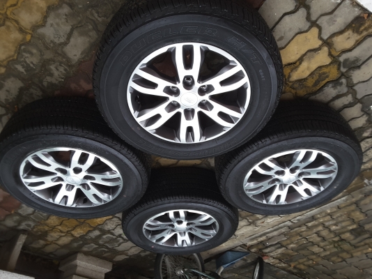 ล้อ ford ขอบ 18 พร้อมยาง 265 60 16 ปี 16 ชุดล่ะ 26500