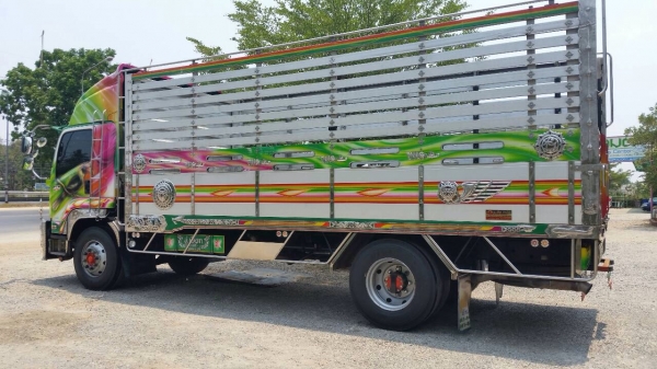 ขายรถบรรทุกหกล้อ ISUZU FTR เครื่อง 240 แรง ปี 56 กระบะคาร์โก้ยาว 6.30 เมตร อู่เปี๊ยกบ้านโป่ง ยางเต็ม ภายในสวย ไมล์ 116,xxx