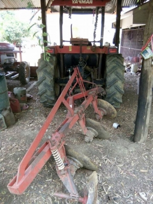 ขายรถไถยันมาร์45แรง อุปกรณ์ ผานสาม ผานพรวน ผานยกร่อง ผานดันดิน สภาพเดิมสวย เครื่องเดิม เอกสารเล่มทะเบียนครบช่วงล่างดี