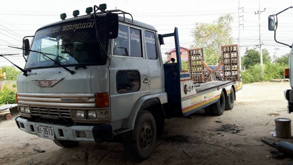 ขาย10ล้อ2เพลาแท่นเตี้ย HINO 195 HO7D ยาง8.25R16 แชชซีสวยเครื่องดี พ.เพาเวอร์ เบรคทิ๊ฟฟี่ พร้อมบันไดไฮดรอลิกซ์