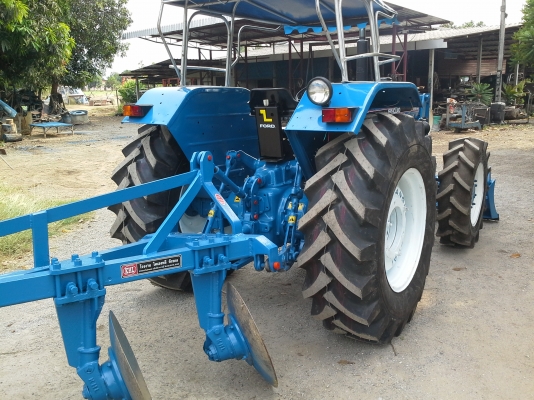 ขายฟอดร์ 6610 สองเพาคาราโร่พร้อมทะเบืยนผานหน้าหางสามไคเฮงหลี