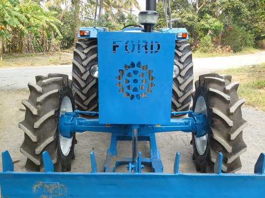 ขายฟอดร์ 6610 สองเพาคาราโร่พร้อมทะเบืยนผานหน้าหางสามไคเฮงหลี