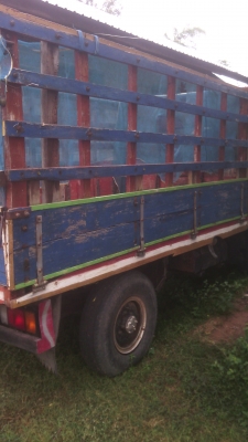 รถอีแต๋น