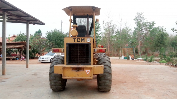 ขายรถตัก TCM