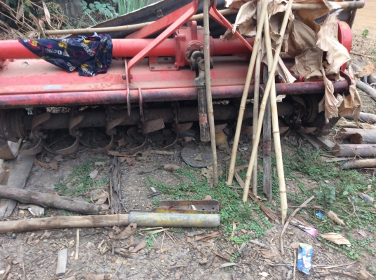 FORD4630รถนอกมือสอง65แรง2เพลา4WDคานหน้าคาลาโร่สภาพสวยมากไม่มีเยิ้ม