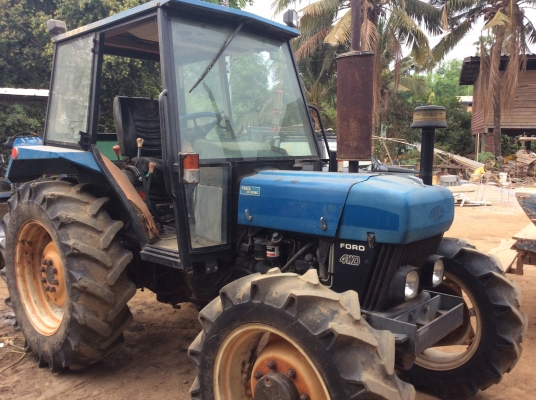 FORD4630รถนอกมือสอง65แรง2เพลา4WDคานหน้าคาลาโร่สภาพสวยมากไม่มีเยิ้ม