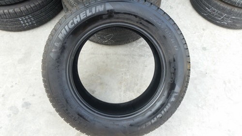 ขายยาง225/65/17 ปี 14 MICHERLIN LATITUDE 4 เส้น ขายยาง225/65/17 ปี 14 MICHERLIN LATITUDE 4 เส้น