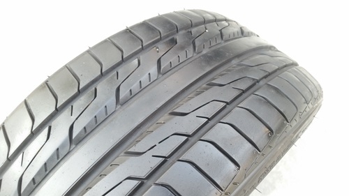 ขายยาง205/40/17 ปี 13 TOYO DRB 2 เส้น