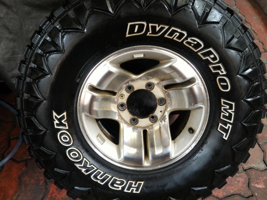 ขายยาง 32 ขอบ 15 เฉพาะยางครับ ขายยาง 32 ขอบ 15 เฉพาะยางครับ