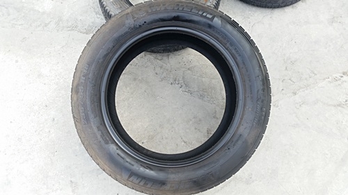 ขายยาง235/55/18 ปี 0614  MICHERLIN LATITUDE 4 เส้น