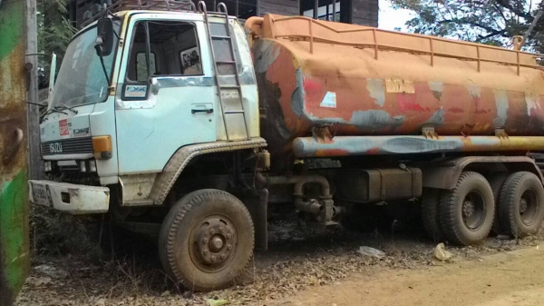 ขาย รถน้ำ 10 ล้อ 2 เพลา ISUZU ROCKY 240 คัสซีสวยตลอดเส้น เครื่อง 6SD1 240 แรงม้า มีสโลว์กลาง ทะเบียนครบพร้อมโอน ขาย รถน้ำ 10 ล้อ 2 เพลา ISUZU ROCKY 240 คัสซีสวยตลอดเส้น เครื่อง 6SD1 240 แรงม้า มีสโลว์กลาง ทะเบียนครบพร้อมโอน