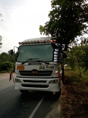 รถฮีโน่ 10 ล้อดั้ม FM1A 260 แรงม้า. ปี 49.    สนใจติดต่อ  081 - 6079515