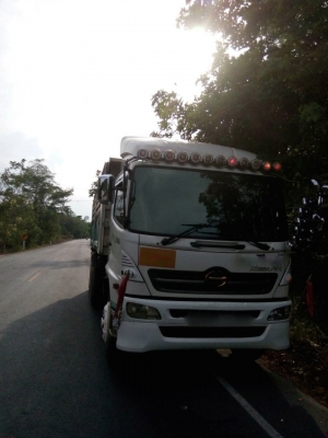 รถฮีโน่ 10 ล้อดั้ม FM1A 260 แรงม้า. ปี 49.    สนใจติดต่อ  081 - 6079515