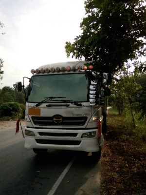 รถฮีโน่ 10 ล้อดั้ม FM1A 260 แรงม้า. ปี 49.    สนใจติดต่อ  081 - 6079515