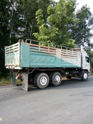 รถฮีโน่ 10 ล้อดั้ม FM1A 260 แรงม้า. ปี 49.    สนใจติดต่อ  081 - 6079515