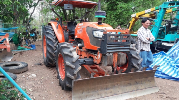 ขาย รถไถ KUBOTA M9540 ปี 52 สภาพสวยพร้อมใช้งาน เอกสารเล่มทะเบียนครบ อุปกรณ์มีผานดันหน้า และผาน 3 ราคาคุยกันได้ครับ ขาย รถไถ KUBOTA M9540 ปี 52 สภาพสวยพร้อมใช้งาน เอกสารเล่มทะเบียนครบ อุปกรณ์มีผานดันหน้า และผาน 3 ราคาคุยกันได้ครับ