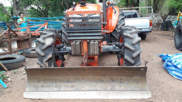 ขาย รถไถ KUBOTA M9540 ปี 52 สภาพสวยพร้อมใช้งาน เอกสารเล่มทะเบียนครบ อุปกรณ์มีผานดันหน้า และผาน 3 ราคาคุยกันได้ครับ ขาย รถไถ KUBOTA M9540 ปี 52 สภาพสวยพร้อมใช้งาน เอกสารเล่มทะเบียนครบ อุปกรณ์มีผานดันหน้า และผาน 3 ราคาคุยกันได้ครับ
