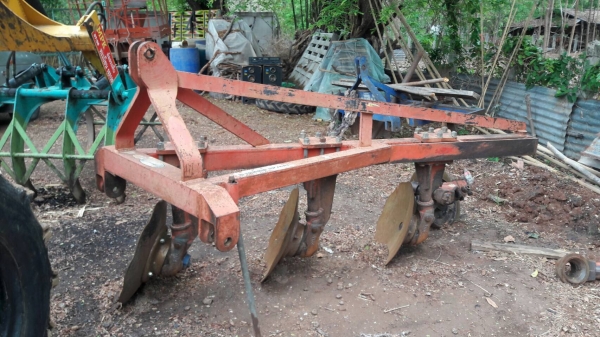 ขาย รถไถ KUBOTA M9540 ปี 52 สภาพสวยพร้อมใช้งาน เอกสารเล่มทะเบียนครบ อุปกรณ์มีผานดันหน้า และผาน 3 ราคาคุยกันได้ครับ ขาย รถไถ KUBOTA M9540 ปี 52 สภาพสวยพร้อมใช้งาน เอกสารเล่มทะเบียนครบ อุปกรณ์มีผานดันหน้า และผาน 3 ราคาคุยกันได้ครับ