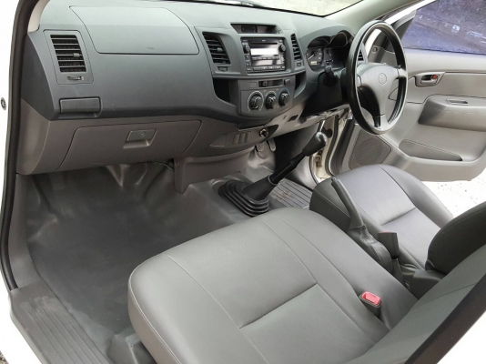 HILUX VIGO ปี2012 เครื่องเดิม2.7ติดแก๊สที่ศูนย์ ประกันชั้น1