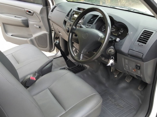 HILUX VIGO ปี2012 เครื่องเดิม2.7ติดแก๊สที่ศูนย์ ประกันชั้น1