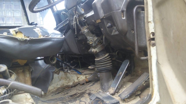 FN527MAเครื่อง6D16เครื่องดีคัชชีสวยยาง60/: FN527MAเครื่อง6D16เครื่องดีคัชชีสวยยาง60/: