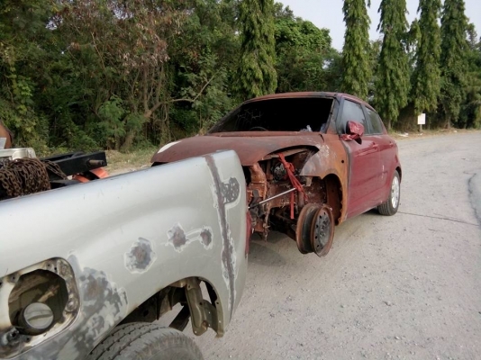 บริการ รถยก (ด่วน 24 ชม)