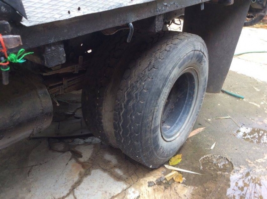 รถ 6 ล้อ ISUZU NPR เครื่อง 4BD1 115 แรง (ขายเฉพาะหัวครัชซี)