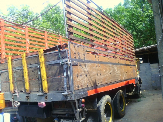 ขายรถบรรทุก 10 ล้อรั้ว HINO KT925 168 แรงม้า ราคา 400000