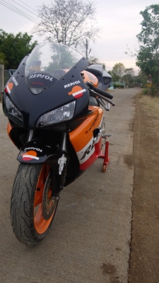 CBR 1000RR ปี05 CBR 1000RR ปี05